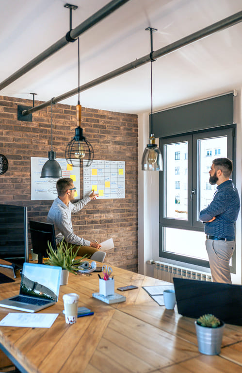 manager-organizing-work-office